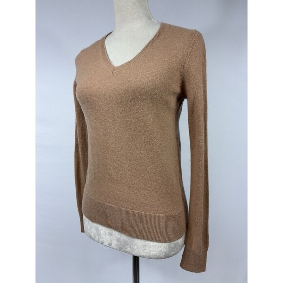 Quince Mongolian Cashmere Sweater Tan Camel Small Long Sleeve V-neck - Picture 2 of 9